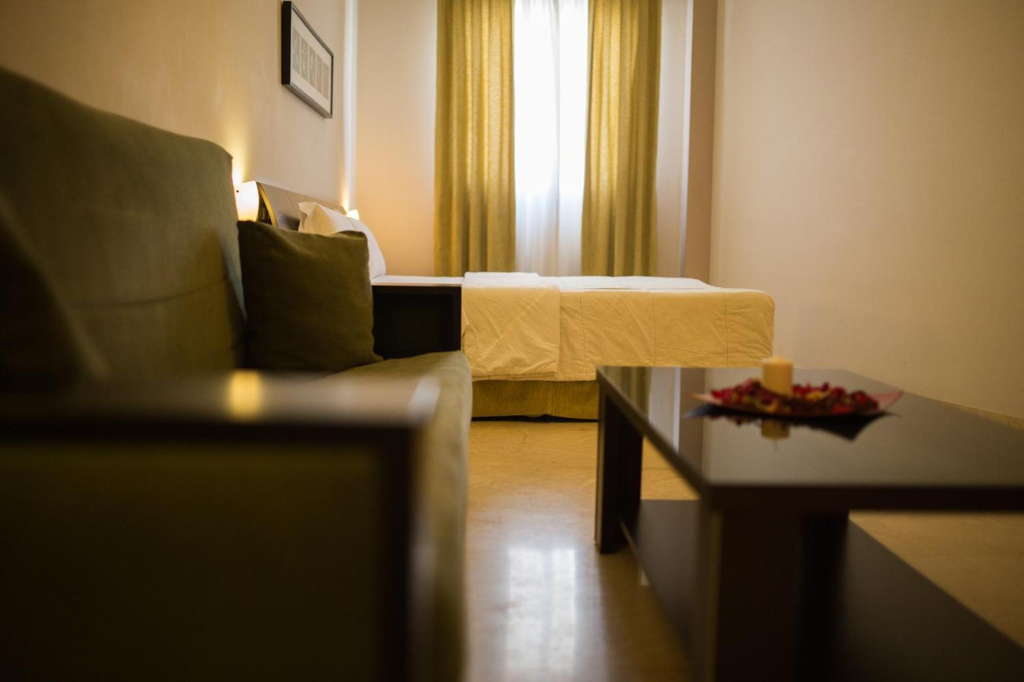Hostal Albero By Eme Hoteles Sanlúcar la Mayor Zewnętrze zdjęcie